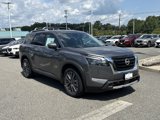 New 2025 Nissan Pathfinder SL w/ SL Premium Package image 2