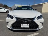 Used 2025 Lexus ES 300h Ultra Luxury w/ Accessory Package (Z1) image 2