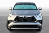 Used 2025 Toyota Highlander XLE image 3