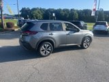 Used 2023 Nissan Rogue SV image 5