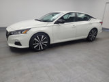 Used 2021 Nissan Altima 2.5 SR image 2
