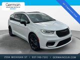 New 2025 Chrysler Pacifica Limited image 5