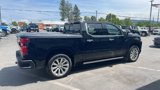 Used 2021 Chevrolet Silverado 1500 High Country w/ Technology Package image 3