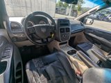 Used 2017 Dodge Grand Caravan SXT image 4