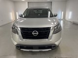 New 2025 Nissan Pathfinder Platinum image 2