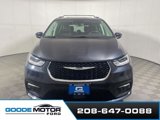 Used 2021 Chrysler Pacifica Touring-L image 2