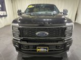 Used 2023 Ford F350 Lariat image 2