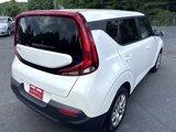 Used 2022 Kia Soul LX image 6