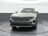 New 2025 Volkswagen Atlas SEL image 2