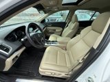 Used 2018 Acura TLX image 3