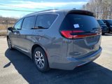 New 2025 Chrysler Pacifica Pinnacle image 3