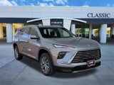 New 2025 Buick Enclave Preferred image 2