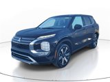 New 2025 Mitsubishi Outlander SE image 3