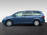 Used 2016 Toyota Sienna XLE Premium image 4
