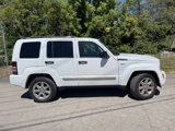 Used 2012 Jeep Liberty Sport image 2