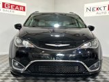 Used 2017 Chrysler Pacifica Touring-L w/ Tire & Wheel Group image 4