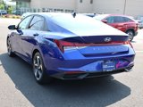 Used 2023 Hyundai Elantra SEL w/ Convenience Package image 2