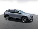 Used 2024 GMC Terrain SLT image 2