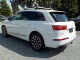 Used 2017 Audi Q7 3.0T Premium Plus w/ Premium Plus Package image 3