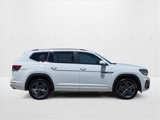 Used 2022 Volkswagen Atlas SEL R-Line image 4