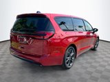 New 2026 Chrysler Pacifica Select image 4