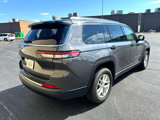 Used 2023 Jeep Grand Cherokee L Laredo image 5