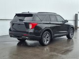 Certified 2022 Ford Explorer XLT w/ Equipment Group 202A image 6