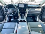 Certified 2022 Toyota Venza XLE image 3