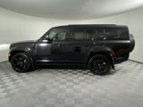 Used 2023 Land Rover Defender 130 X-Dynamic SE image 4