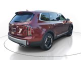 Certified 2024 Kia Telluride EX w/ EX Captain's Chair Package image 3