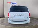 Used 2019 Dodge Grand Caravan SE w/ UConnect Hands-Free Group image 4