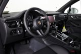 New 2026 Porsche Macan GTS image 4