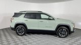 New 2025 Chevrolet Equinox ACTIV image 3