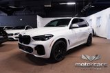 Used 2023 BMW X5 xDrive40i w/ M Sport Package image 3