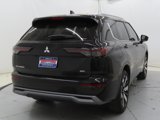 New 2025 Mitsubishi Outlander SEL image 3