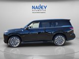 New 2025 INFINITI QX80 Luxe image 2