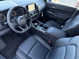 New 2025 Nissan Pathfinder SL image 4