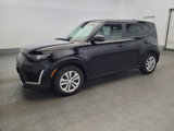 Used 2023 Kia Soul LX image 2