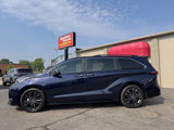Used 2024 Toyota Sienna XSE image 6