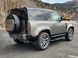 New 2025 Land Rover Defender 90 X-Dynamic SE image 3