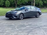 Used 2025 Hyundai Elantra SEL image 3