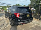 Used 2018 Ford Explorer XLT w/ Equipment Group 202A image 4