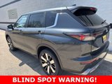 New 2025 Mitsubishi Outlander SE image 5