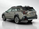 Used 2023 Subaru Outback Limited image 3