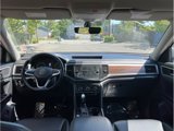 Used 2021 Volkswagen Atlas SE w/ Towing Package image 6