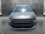 Used 2024 Kia Niro LX image 2