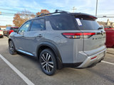 New 2025 Nissan Pathfinder Platinum w/ Black Appearance Package image 3