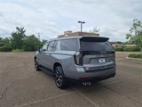 New 2025 Chevrolet Suburban RST image 4