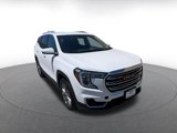 Used 2024 GMC Terrain SLT image 3