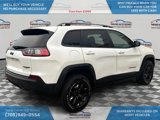 Used 2019 Jeep Cherokee Trailhawk image 4